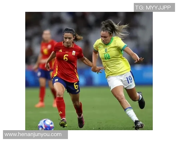 意大利女足与巴西女足巅峰对决展现足球魅力与激情的较量